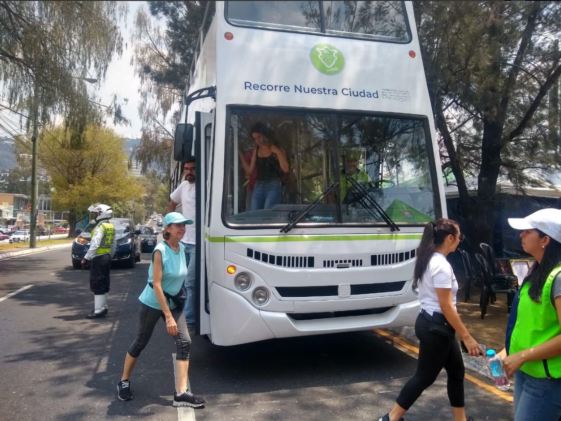 El Turibus efectuará recorridos en las periferias del Centro Histórico. (Foto Prensa Libre: cortesía)