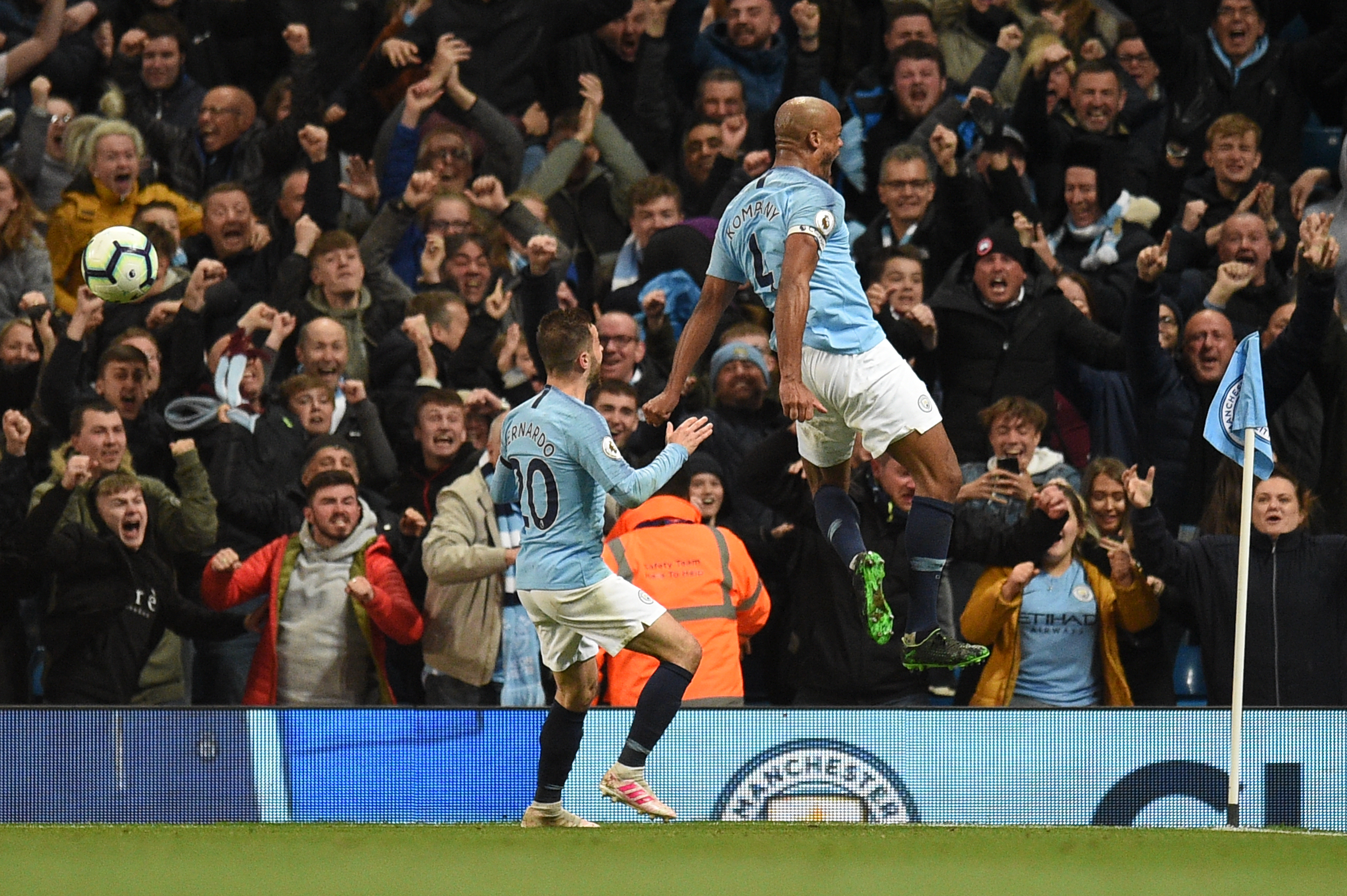El Manchester City se encuentra a un partido de ganar el título de la Premier League. (Foto Prensa Libre: AFP) 