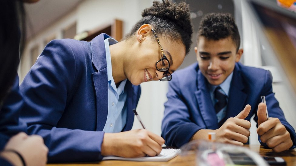 ¿Te abrumas cuando tienes un examen y no sabes por dónde empezar? (Foto Prensa Libre: Getty Images)