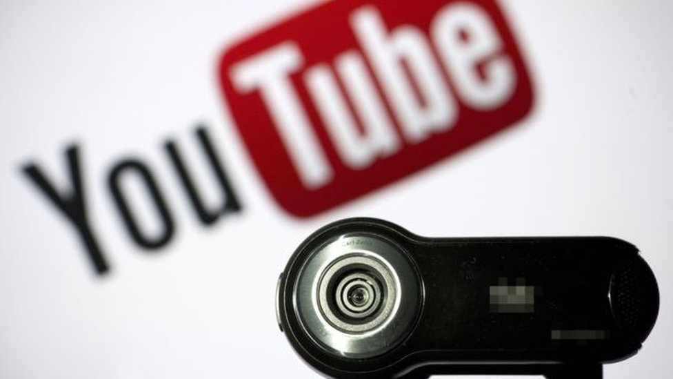 YouTube eliminó algunos videos en los que se promocionan "soluciones milagrosas" que pueden perjudicar la salud para curar enfermedades. (Foto Prensa Libre: Getty Images)