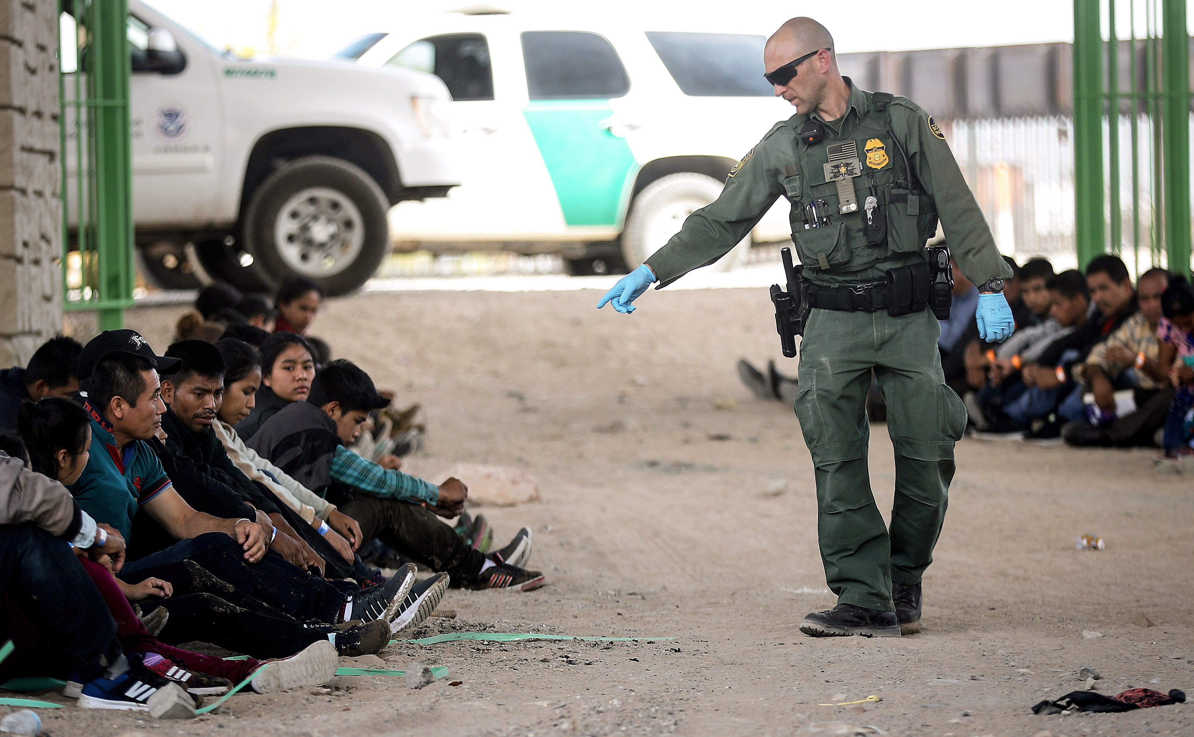 La Fiscalía de Tucson, Arizona, acusa a un agente de abusar de la fuerza y de hacer comentarios racistas contra los migrantes. (Foto Prensa Libre: Hemeroteca PL)