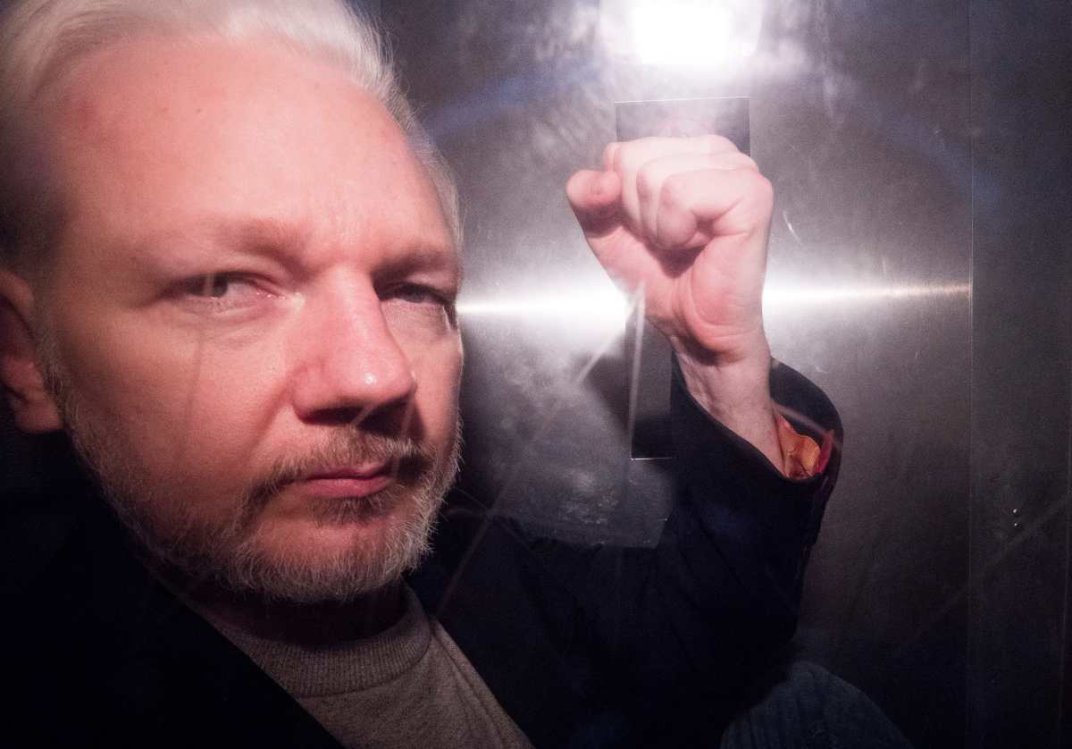 Julian Assange: ¿Cuáles son los nuevos cargos que le imputa EE. UU?