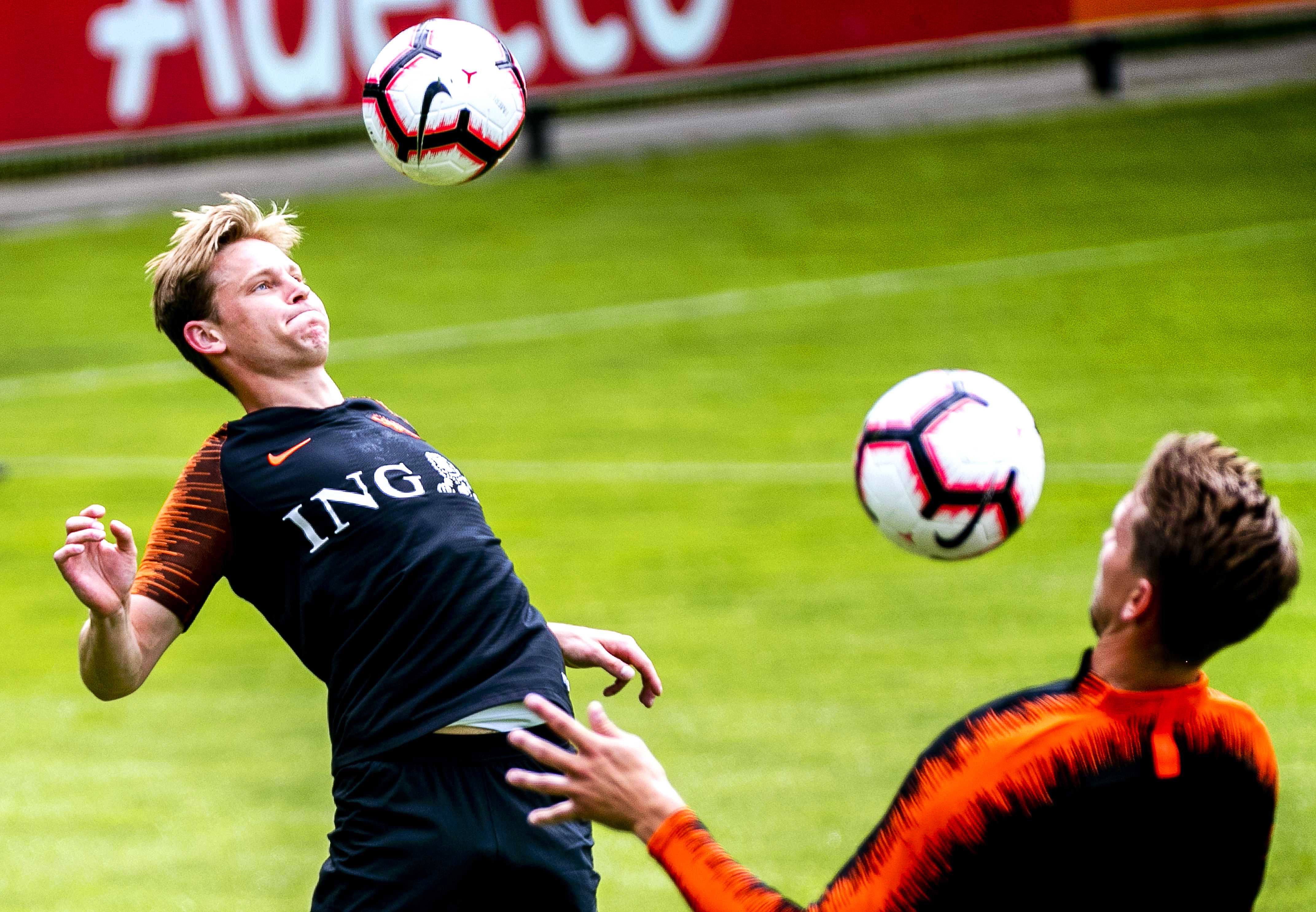 Frenkie de Jong fue una de las figuras con el Ajax en la última Champions League. (Foto Prensa Libre: EFE)