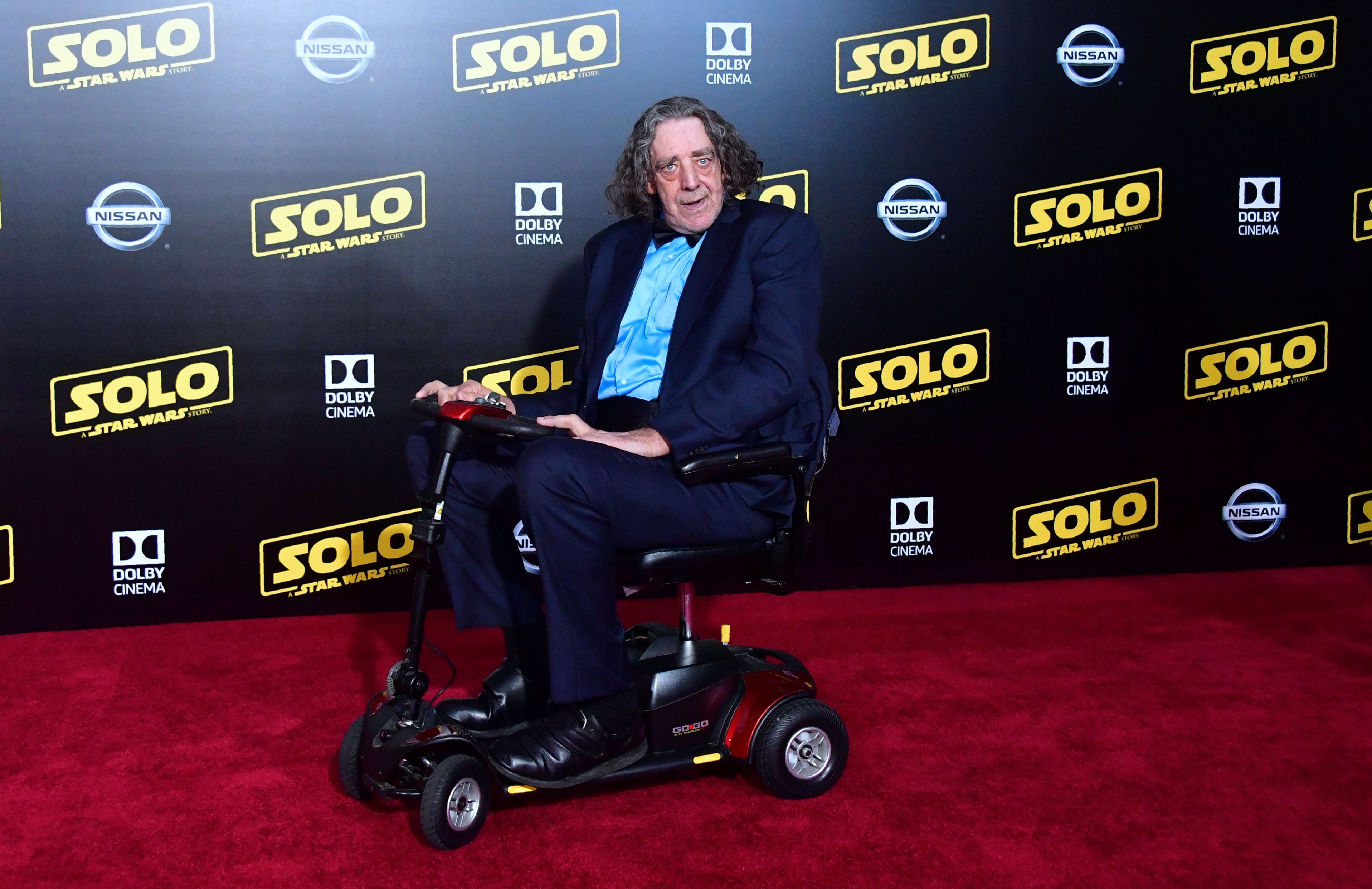Peter Mayhew, para el estreno de Solo: A Star Wars Story, en mayo de 2018. (Foto Prensa Libre: AFP)