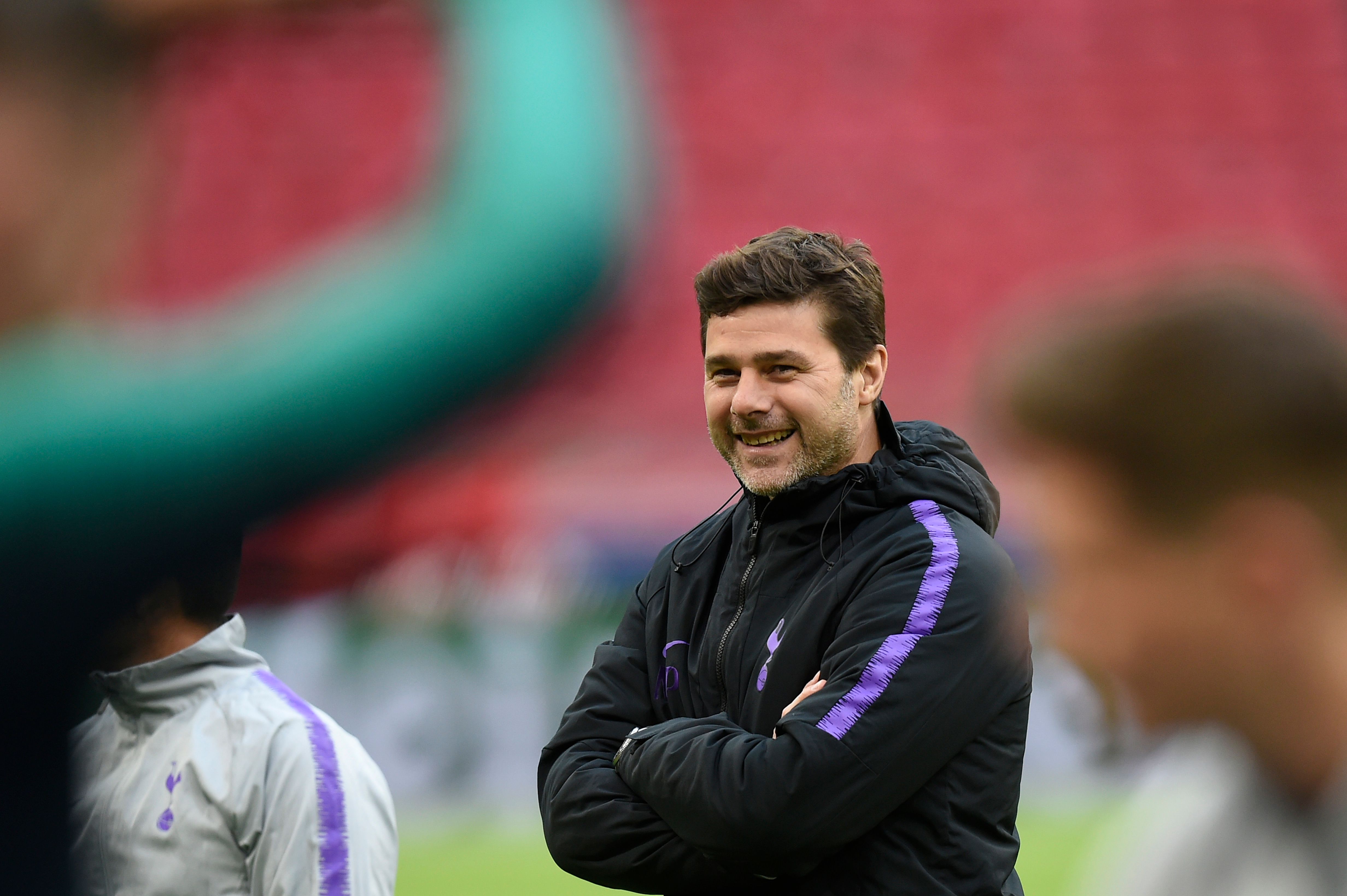 El entrenador argentino Mauricio Pochettino del Tottenham prepara a su equipo para la final de la Champions. (Foto Prensa Libre: AFP)