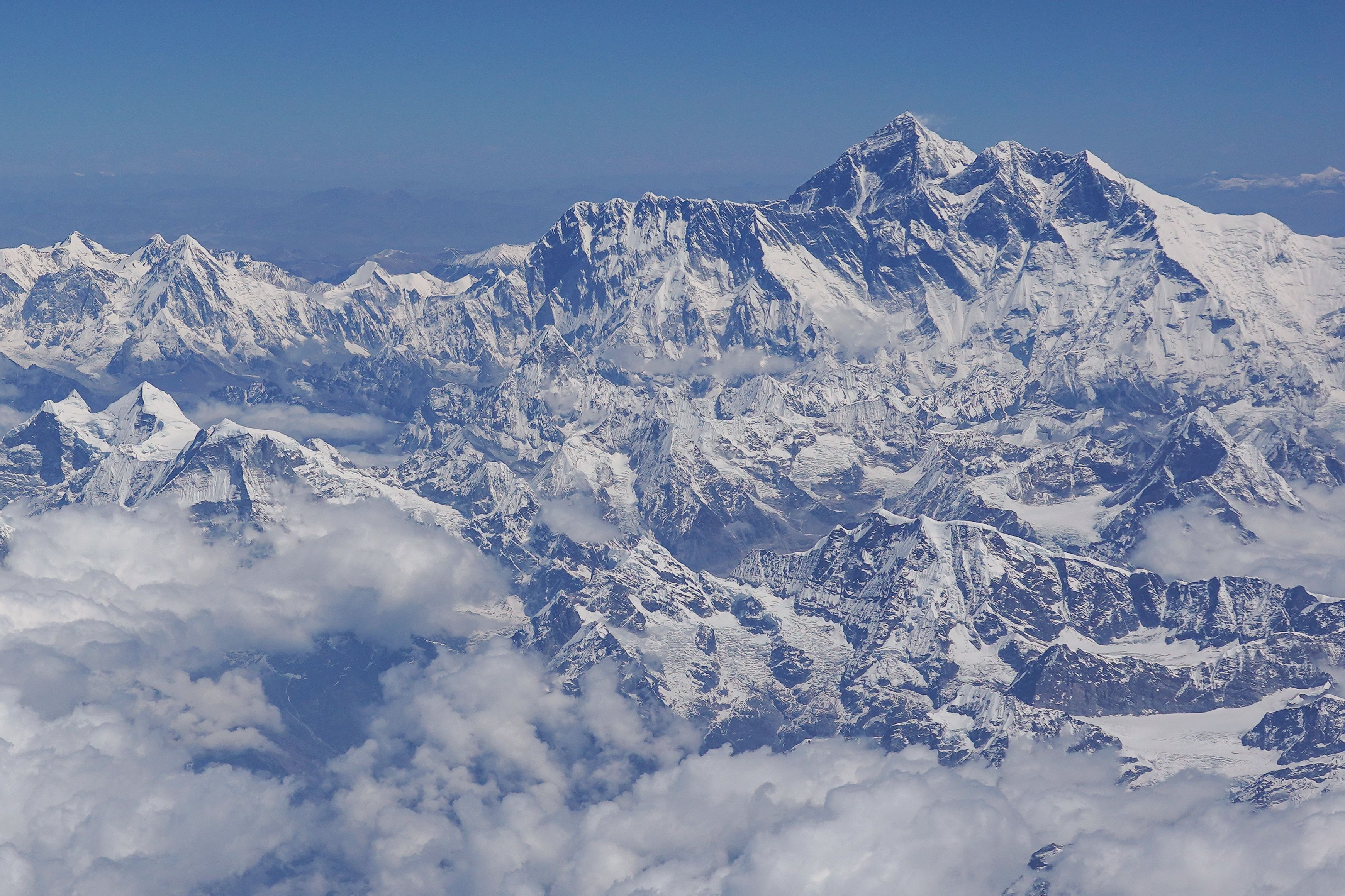 Vista aérea del Monte Everest, el lugar anhelado por los alpinistas. (Foto Prresa Libre: AFP)