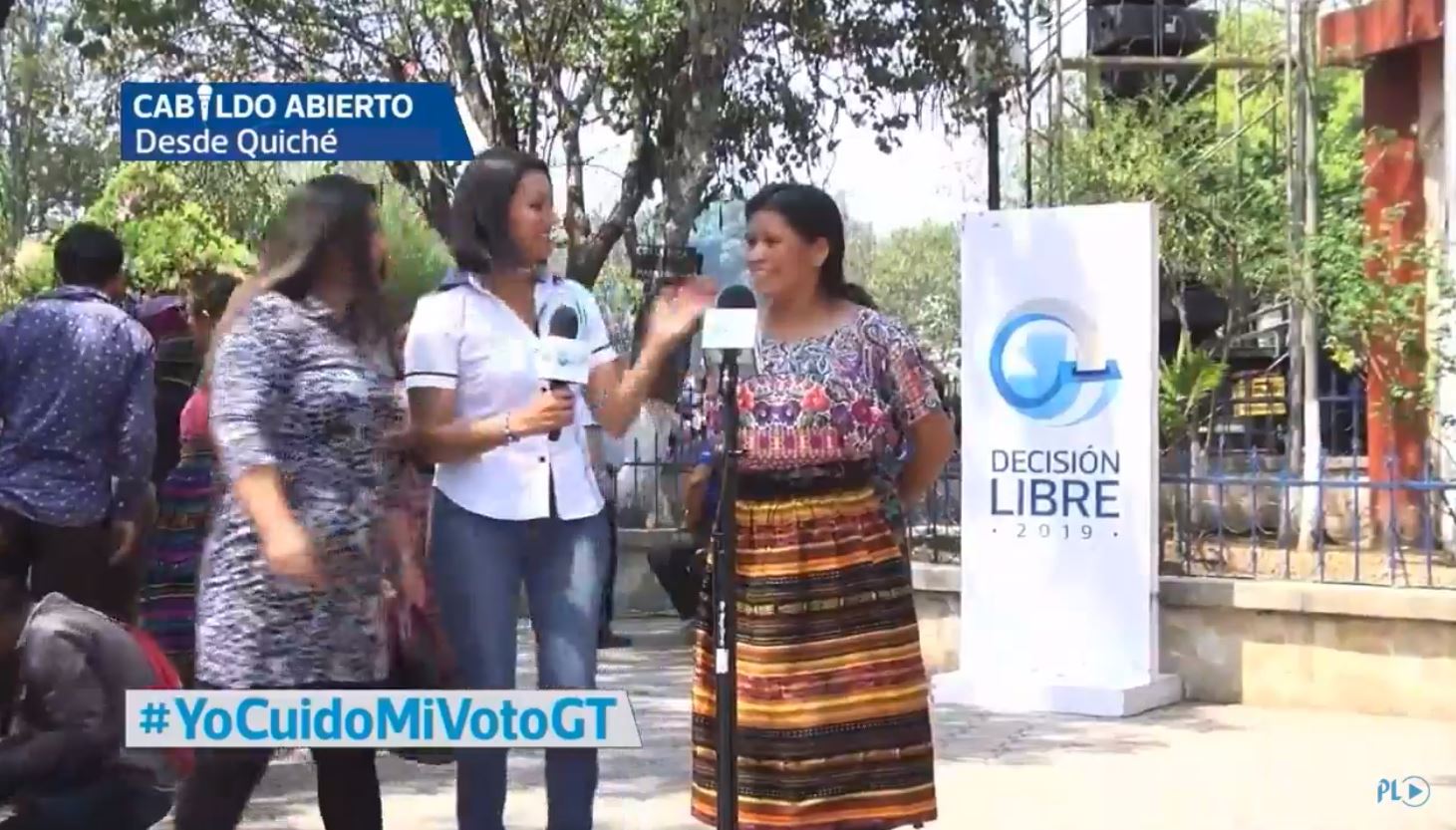 Cabildo Abierto de Prensa Libre y Noticiero Guatevisión se transmitió en directo desde Santa Cruz del Quiché. (Foto Prensa Libre:)