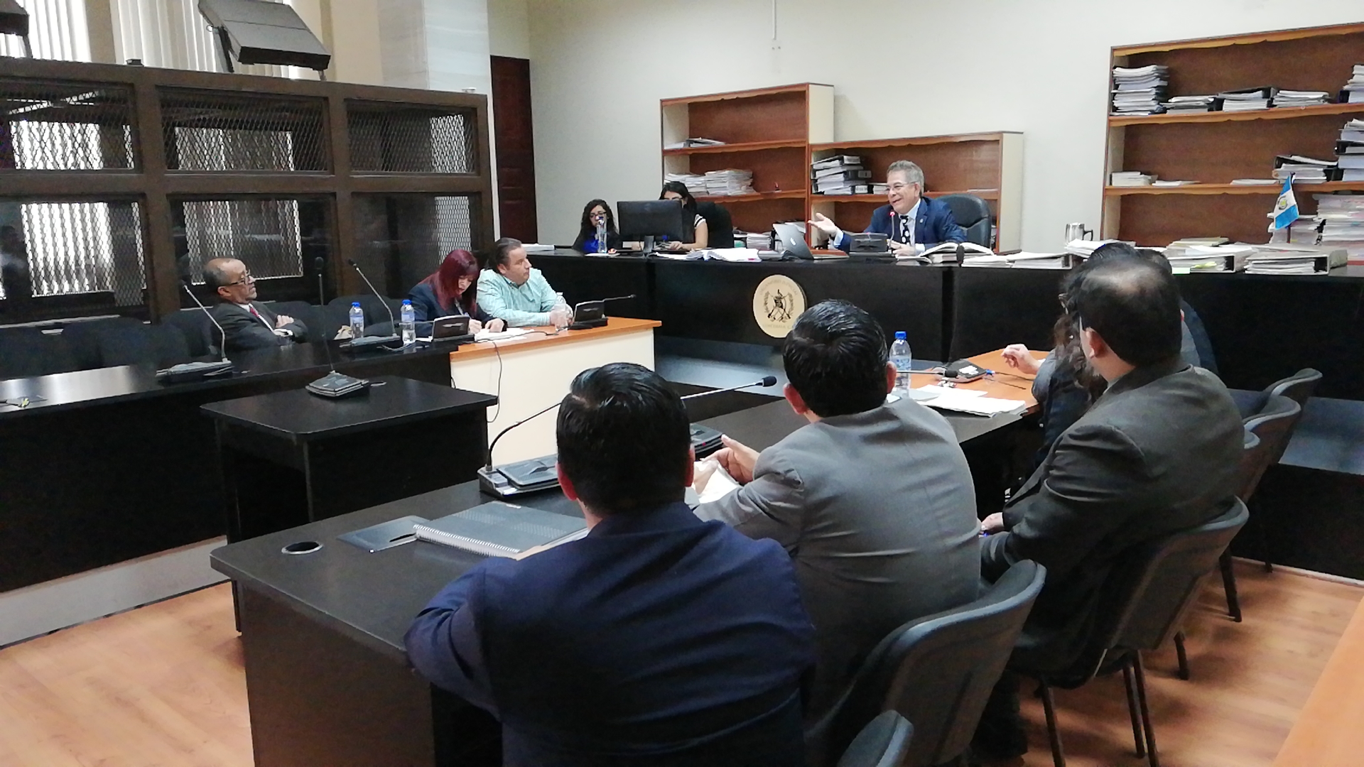 La repetición de la audiencia de apertura a debate se realizó en el Juzgado de Mayor Riesgo B, a cargo de Miguel Gálvez. (Foto Prensa Libre: Carlos Hernández)