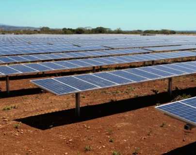 El proyecto de energía solar que podría desfinanciar al Inde y que se aprobó en pocas horas