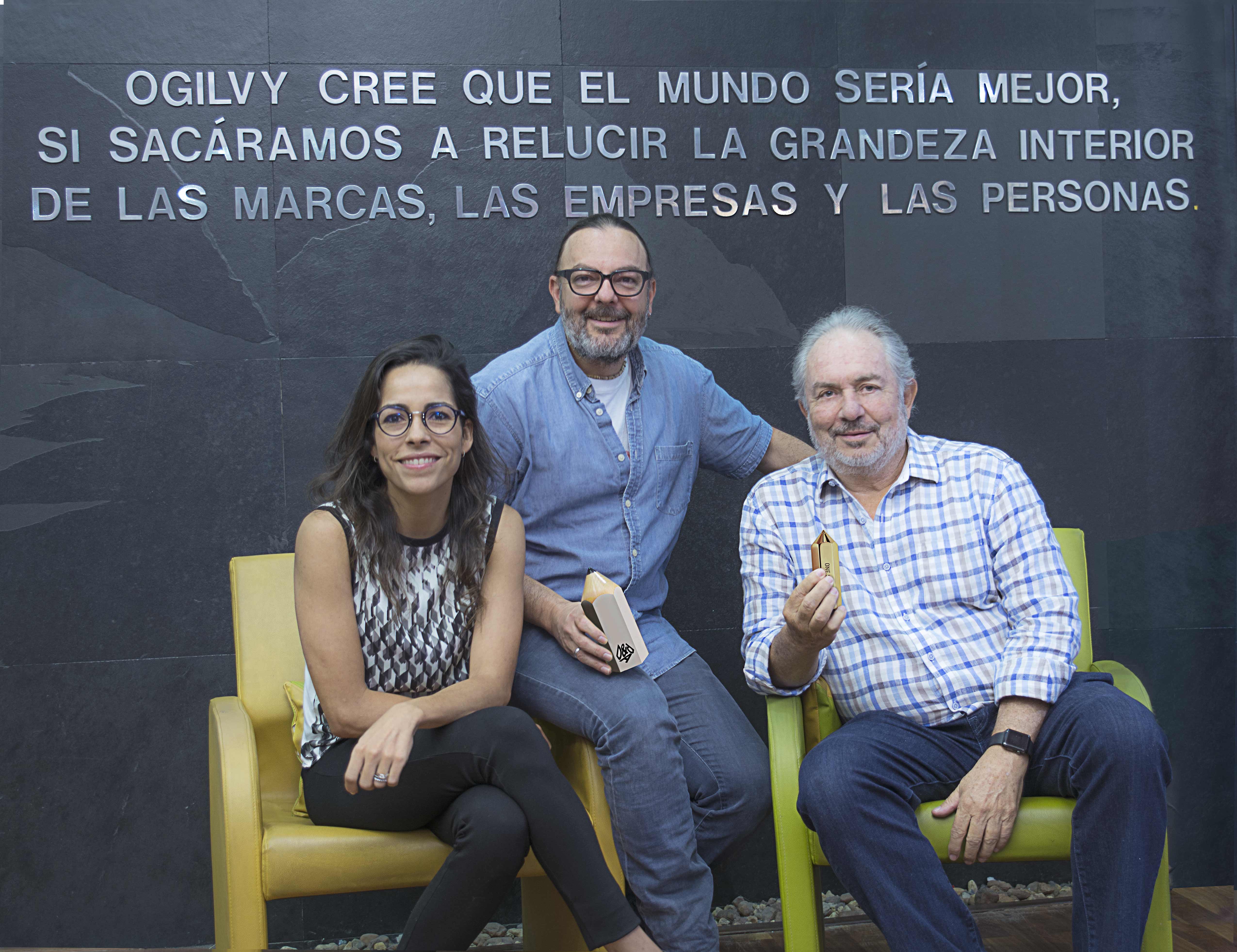 Ma. Andrea Salvadó, Directora de Planeación Estratégica; Ramiro Eduardo, vicepresidente de Servicios Creativos y Juan Mauricio Wurmser, Socio Fundador, Presidente y Gerente General, todos de Ogilvy. (Foto Prensa Libre: cortesía Ogilvy)
