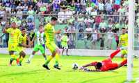 La rivalidad de Guastatoya y de Antigua GFC ha comenzado a crecer (Foto Prensa Libre: Edwin Fajardo)