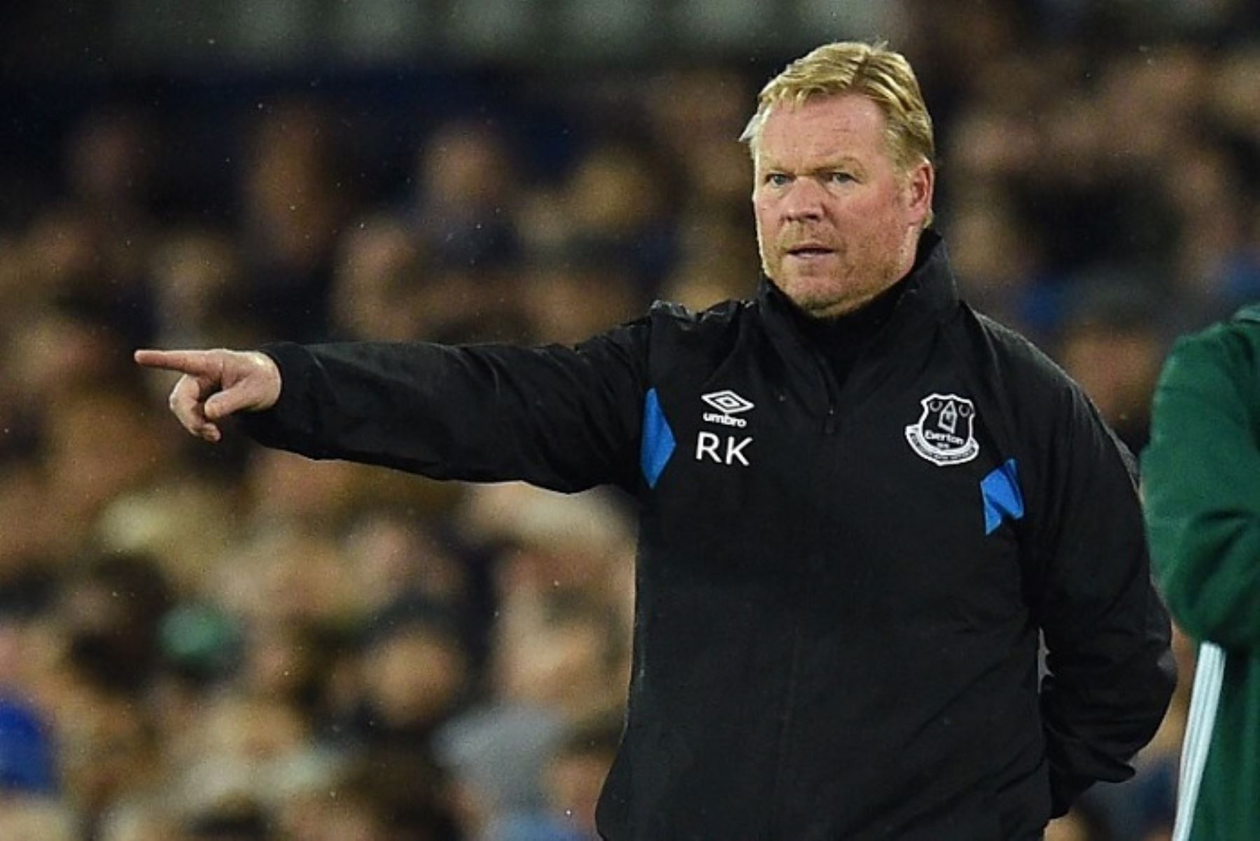 El holandés, Ronald Koeman, podría asumir el mando del FC Barcelona. (Foto Prensa Libre: AFP)