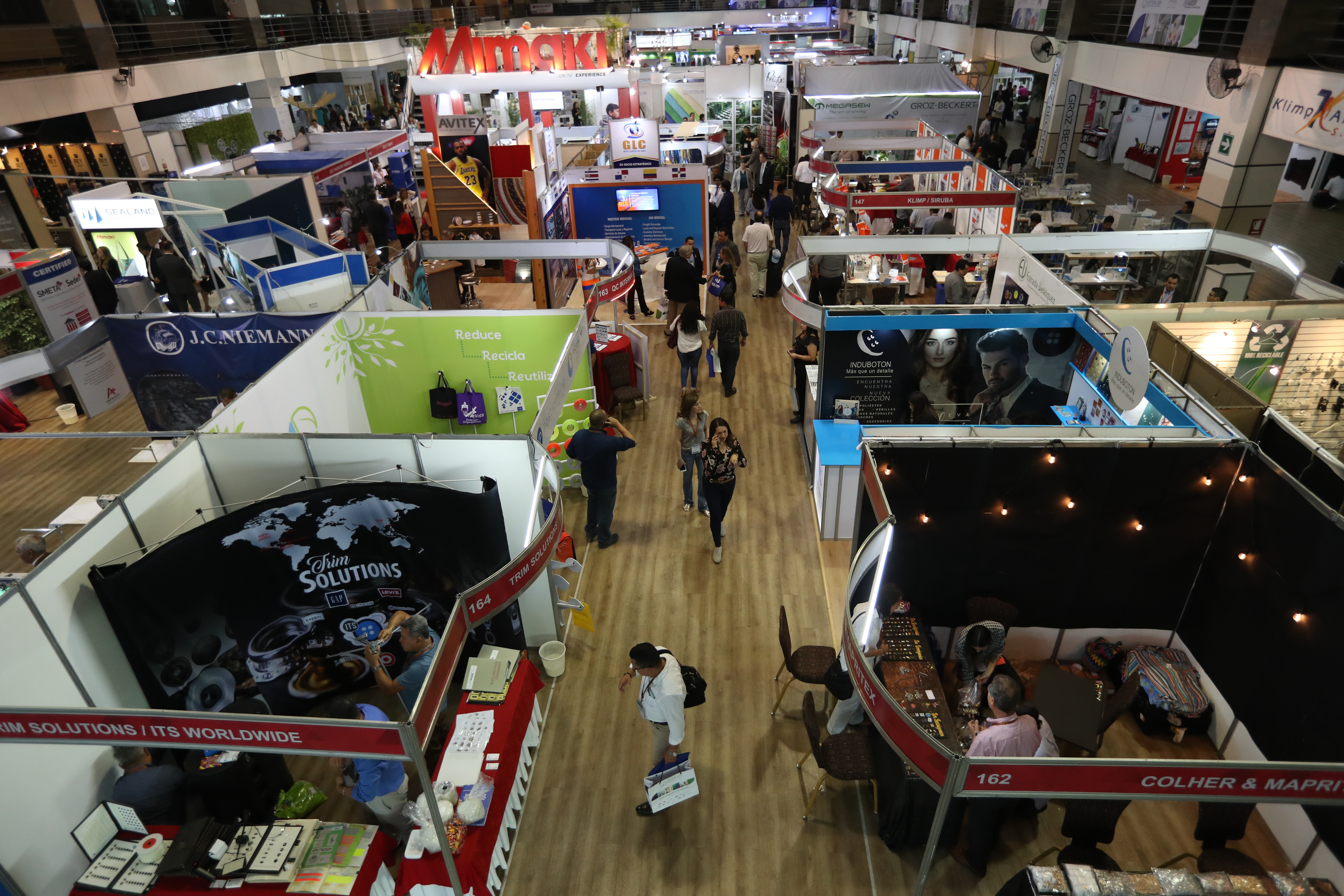 El Apparel Sourcing Show 2019 presenta los suministros de la industria de vestuario y textiles. (Foto Prensa Libre: Esbin García)