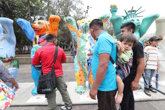 Los 144 osos estuvieron expuestos en Antigua Guatemala, Sacatepéquez. Foto Prensa Libre: Óscar Rivas