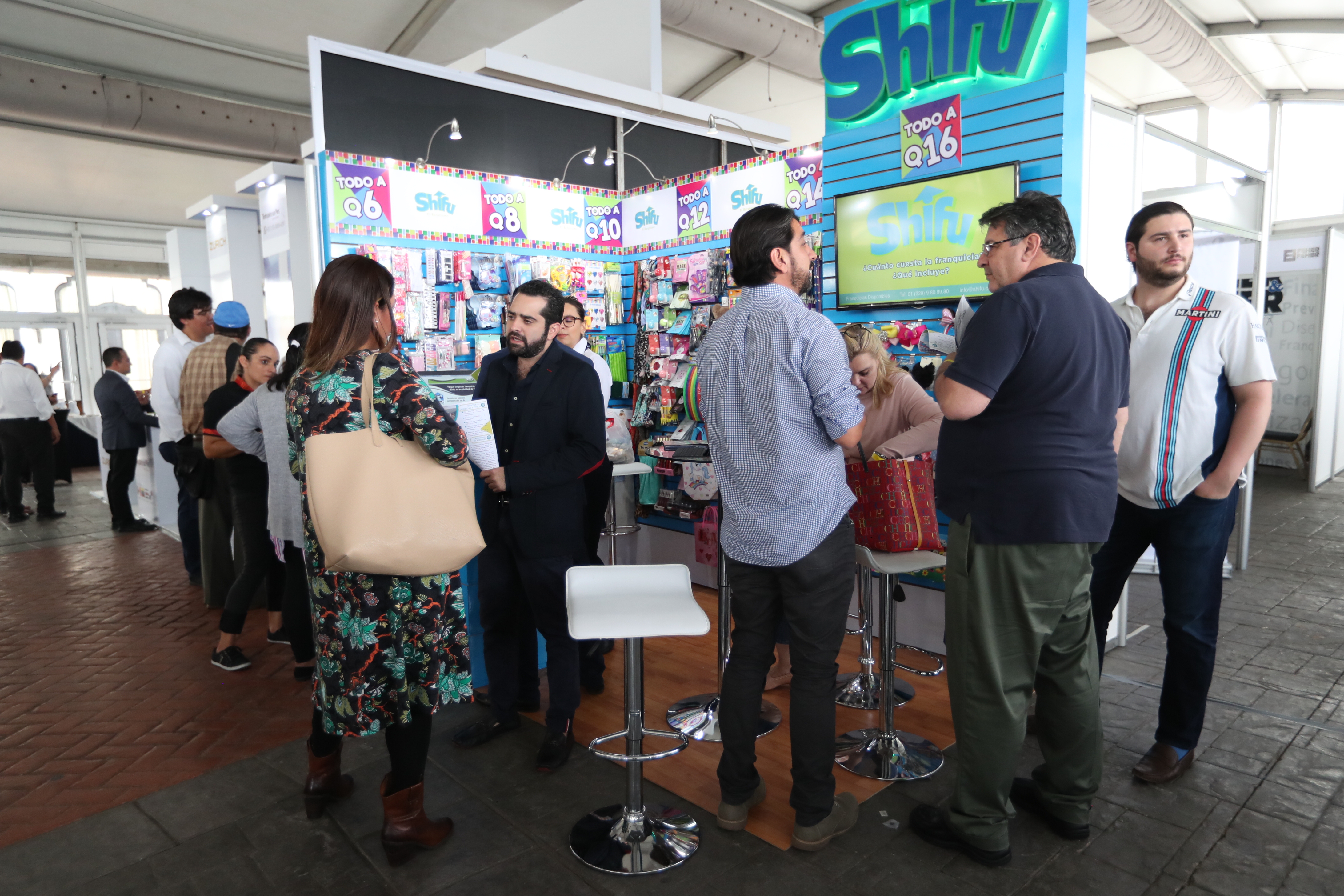 La microfranquicia Shifu participó en el Encuentro Internacional de Franquicias y en total vendieron 10 conceptos en Guatemala. (Foto Prensa Libre: Raúl Juárez)