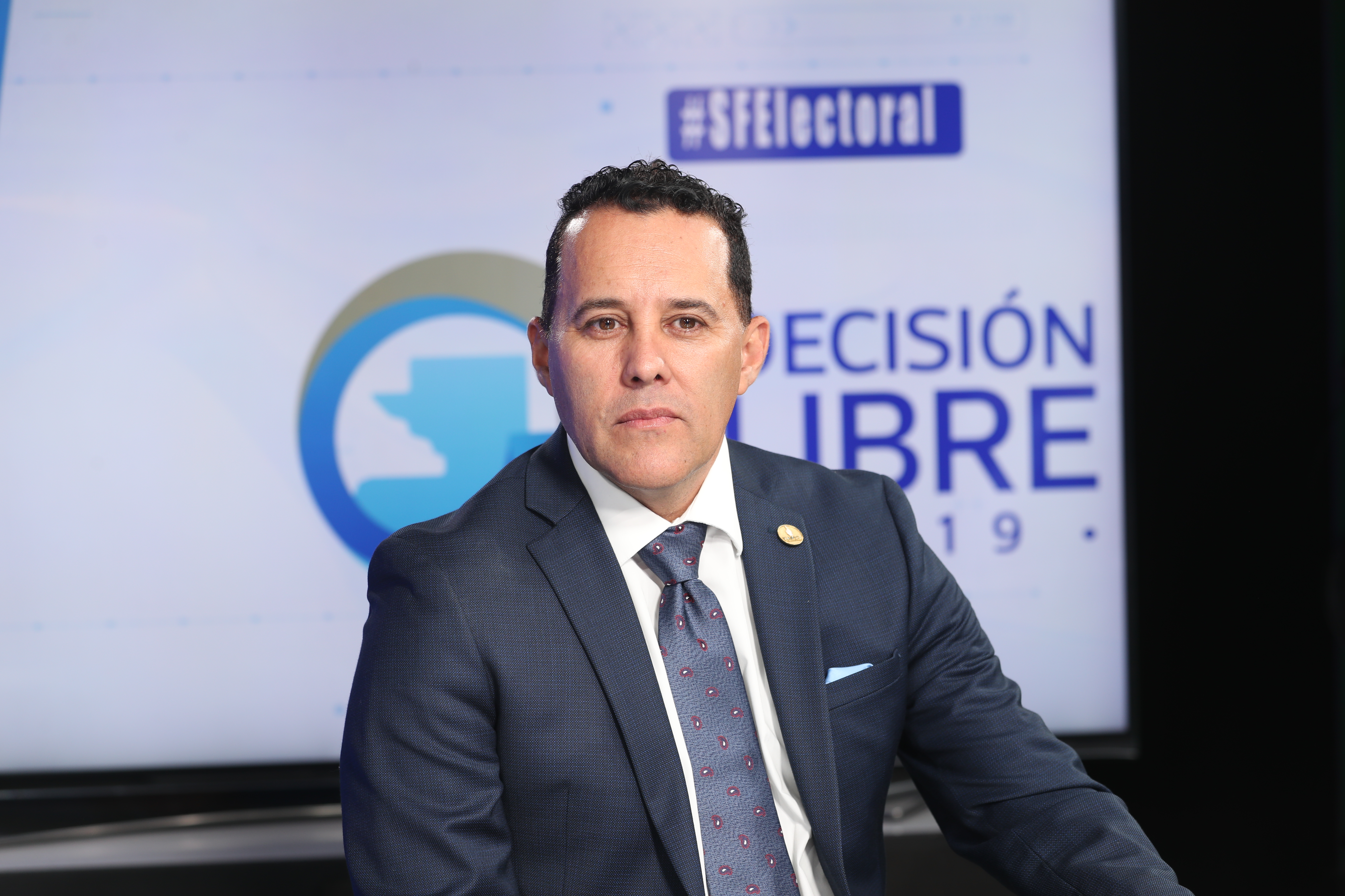 Carlos Calderón, candidato a diputado por el partido  Vamos, en el programa Sin Filtro Electoral. (Foto Prensa Libre: Erick Ávila)