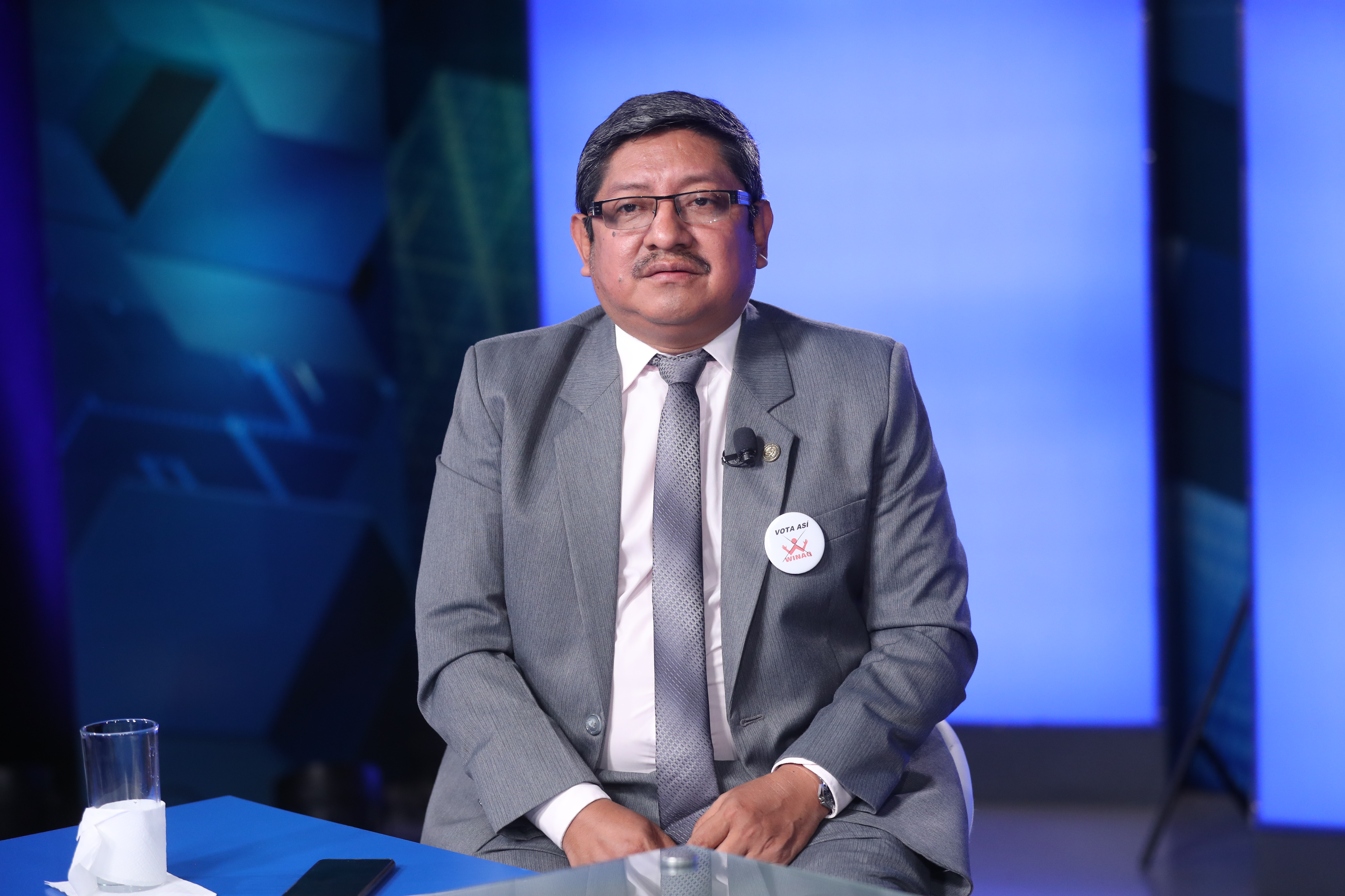 Leonardo Juracán,  candidato a diputado por el Partido Winaq, en entrevista Sin Filtro Electoral.  (Foto Prensa Libre: Esbin García)