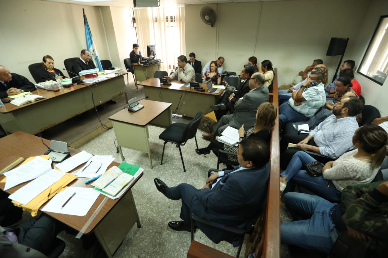 El Tribunal Octavo Penal, que preside Oly González, declaró improcedente la petición de reparación digna al Estado en el caso Patrullas fase dos. (Foto Prensa Libre: Esbin García)