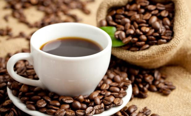Los productores de café buscan alternativas para lograr mejores precios, ante la caída en el mercado internacional. (Foto Prensa Libre: Hemeroteca)