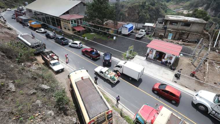 Los vecinos de Cantel bloquearán de nuevo la ruta Cito-Zarco en Zunil la próxima semana. (Foto Prensa Libre: Mynor Toc)