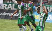 Con un doblete de Agustín Herrera, Antigua GFC superó a Cobán Imperial y gana el la fase de clasificación del Clausura 2019. (Foto Prensa Libre: Carlos Vicente)