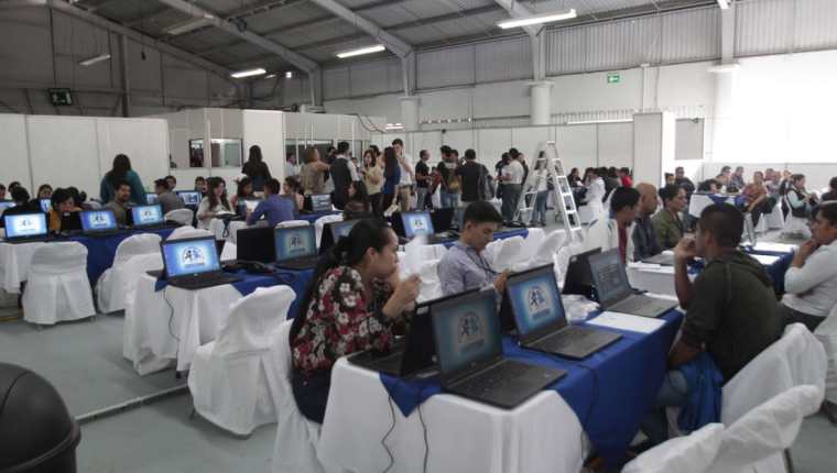 El TSE garantiza la estabilidad de la infraestructura informática para el proceso electoral. (Foto Prensa Libre: Hemeroteca PL)