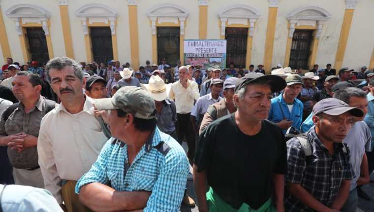 Exsoldados amenazaron con impedir las votaciones del 16 de junio si no les pagan un resarcimiento (Foto Prensa Libre: Hemeroteca PL)
