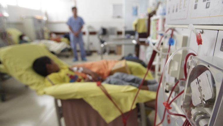 Pacientes con hemodiálisis fueron contagiados con la bacteria Burkholderia cepacia. (Foto Prensa Libre: Hemeroteca PL)