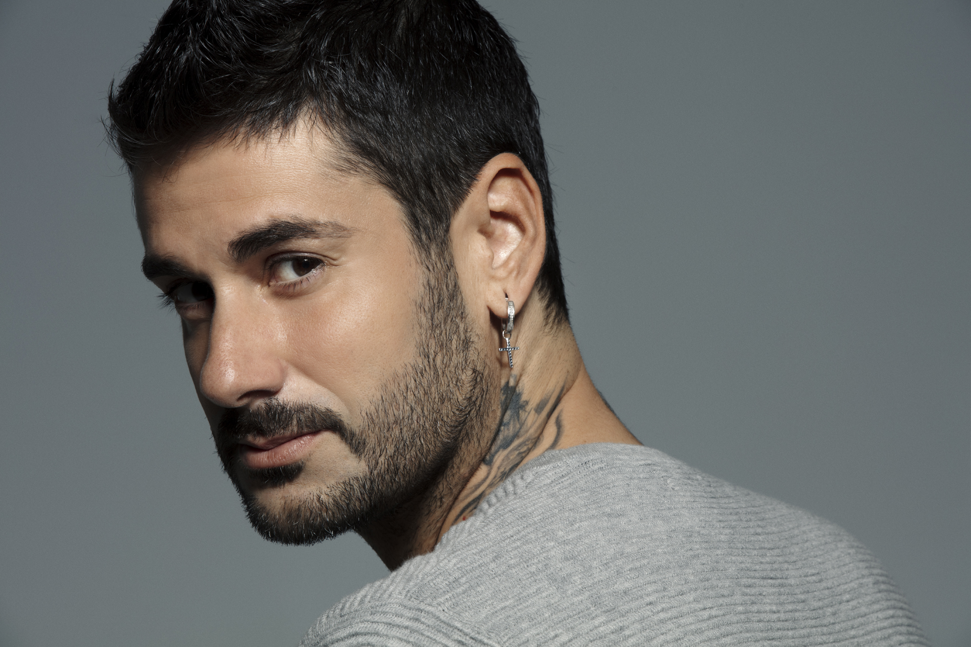 El artista español Melendi ha preparado un repertorio especial para interpretar en Guatemala. (Foto Prensa Libre: cortesía Melendi)