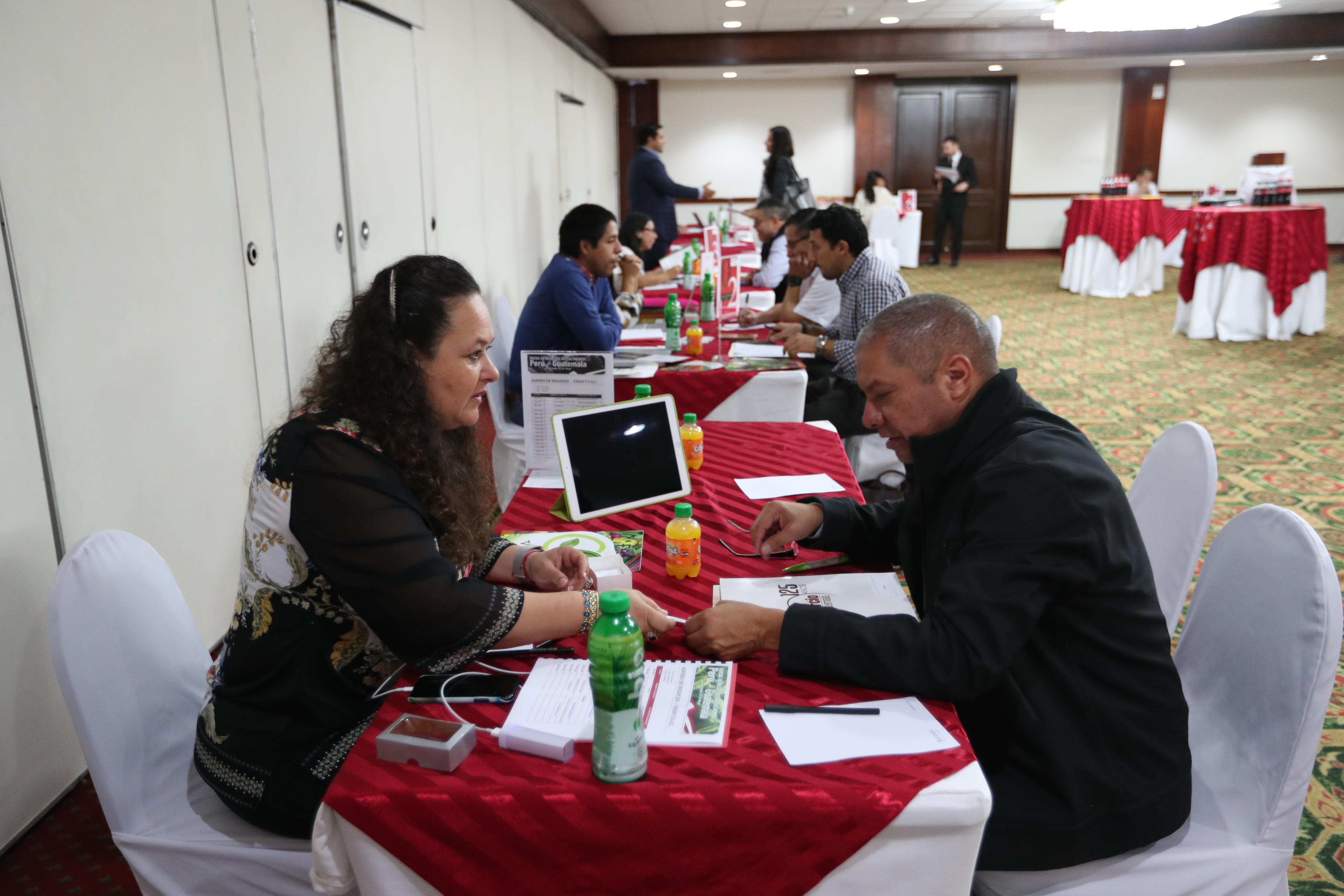 Una misión de empresarios españoles estará en Guatemala esta semana. (Foto Prensa Libre: Hemeroteca) 
