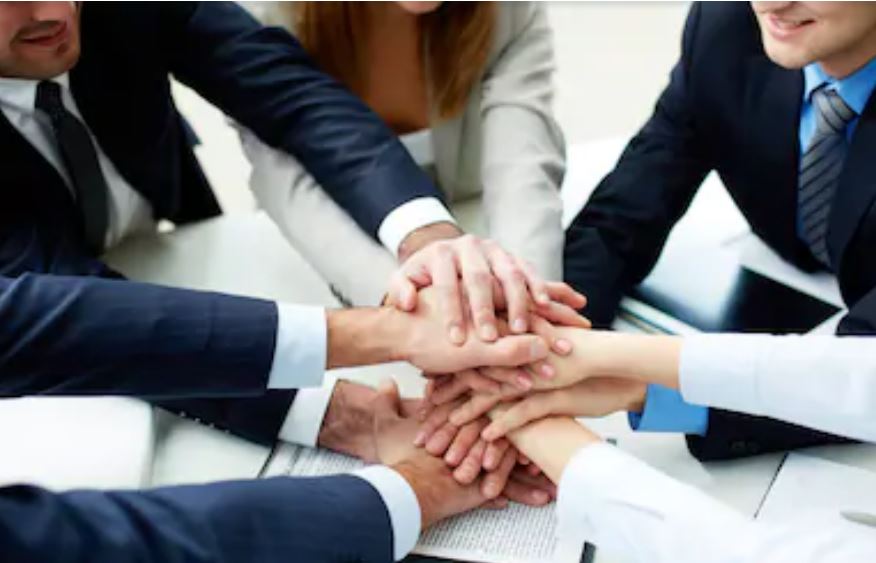 La creación e implementación de una cultura diversa e inclusiva le permite a los líderes de las organizaciones destacar sus negocios. (Foto Prensa Libre: Shutterstock)