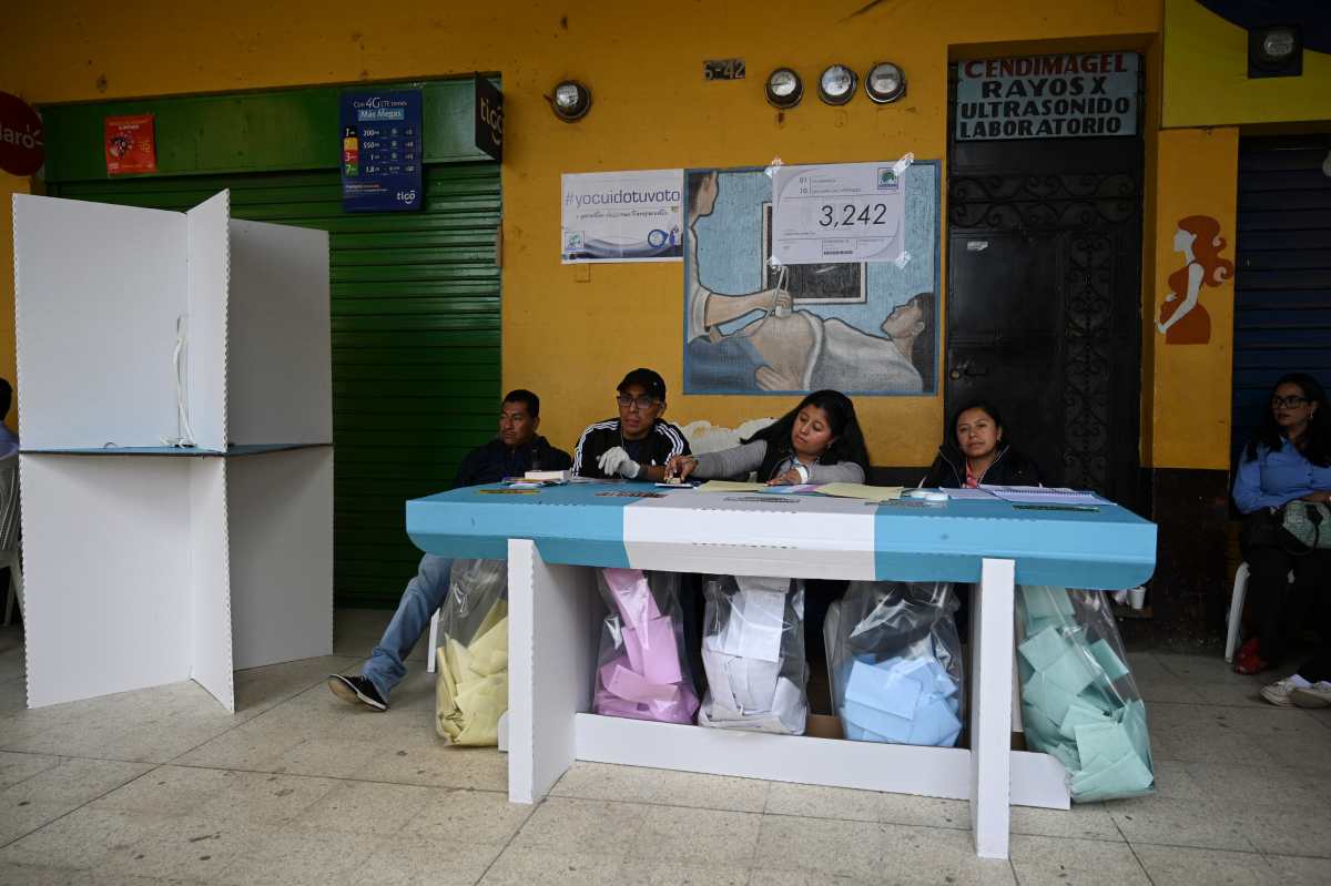 Guatemaltecos en EE. UU. señalan baja participación en comicios de este domingo