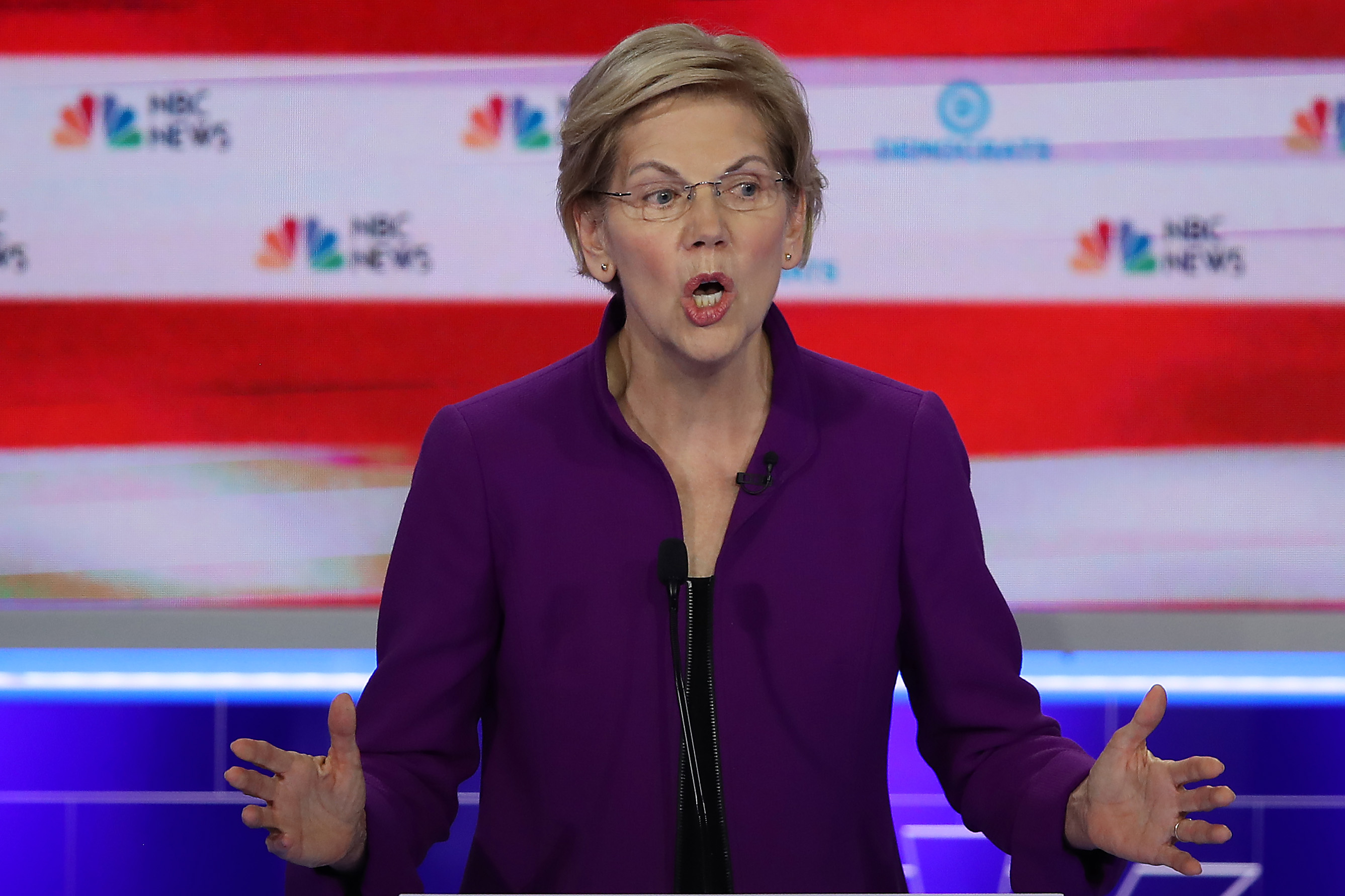 Elizabeth Warren dominó el debate del partido Republicano en su carrera a la Casa Blanca. (Foto Prensa Libre: AFP)