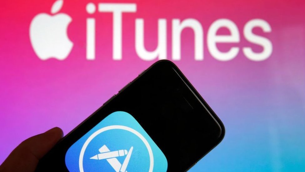 iTunes comenzó siendo éxito, pero fue perdiendo atractivo con el tiempo. (Foto Prensa Libre: Getty Images)