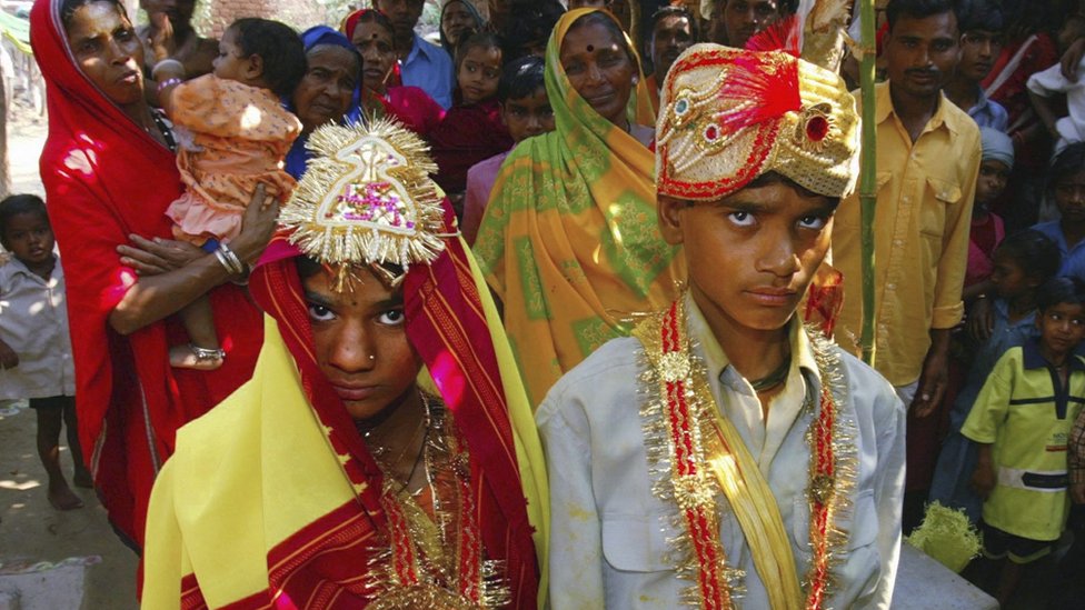 De acuerdo con Unicef, alrededor del mundo el número de matrimonios infantiles de ambos sexos se ubica en unos 765 millones, lo que incluye a unos 115 millones de varones que se casaron siendo niños.