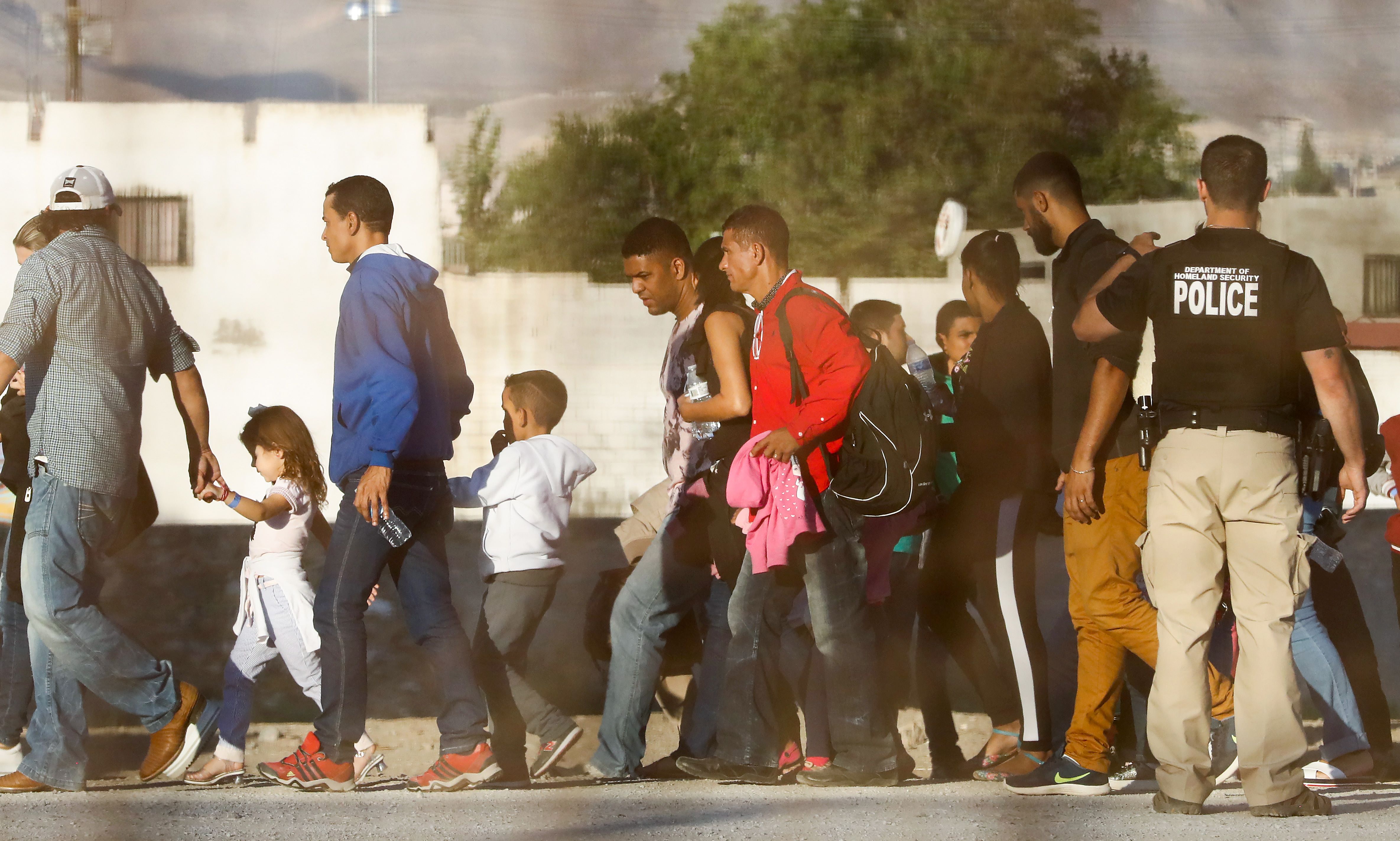 Estados Unidos detuvo en junio a 95 mil migrantes indocumentados en la frontera sur con México.