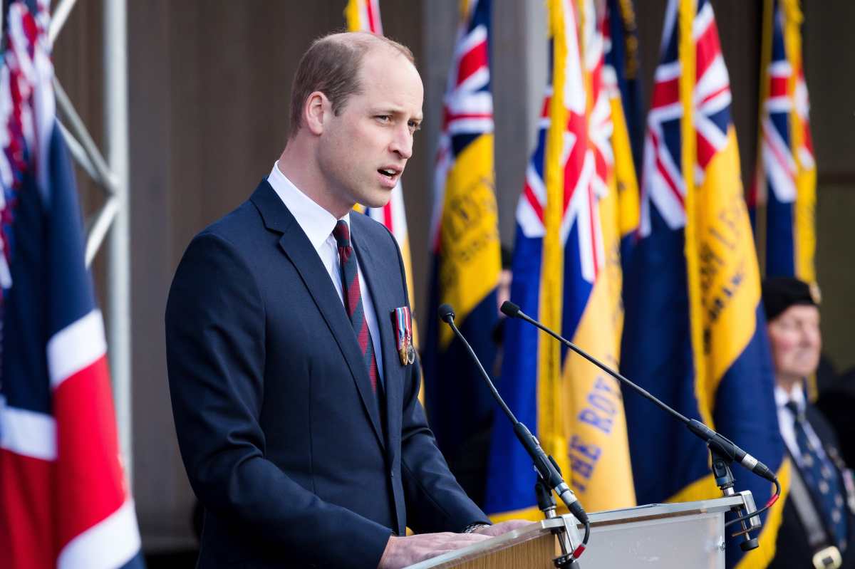 La familia real británica “no es racista”, responde el príncipe Guillermo a su hermano Enrique y a Meghan Markle