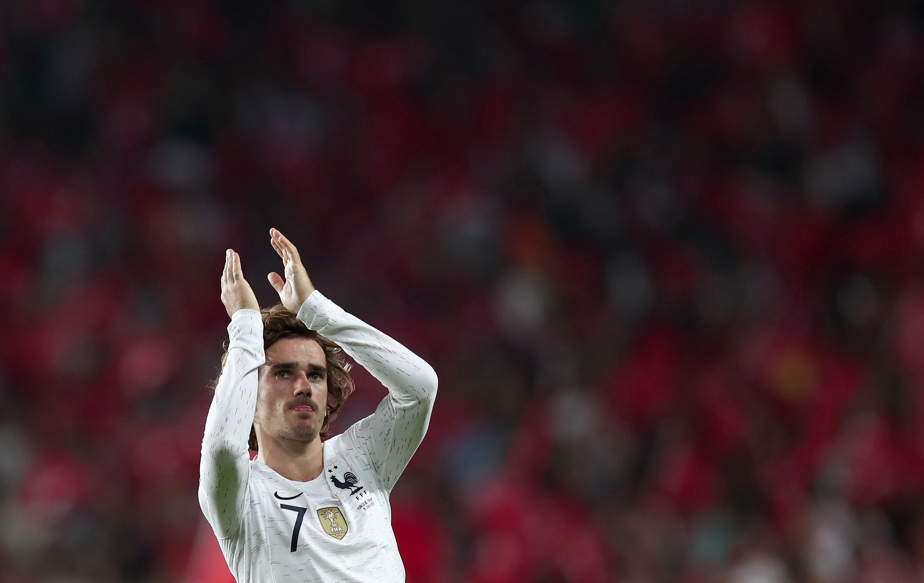 El delantero francés Antoine Griezmann podría ser presentado en los próximos días con el Barcelona. (Foto Prensa Libre: EFE)