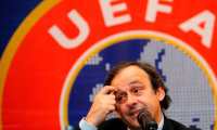 Michel Platini llegó a ser el hombre más importante de la Uefa. (Foto Prensa Libre: EFE)