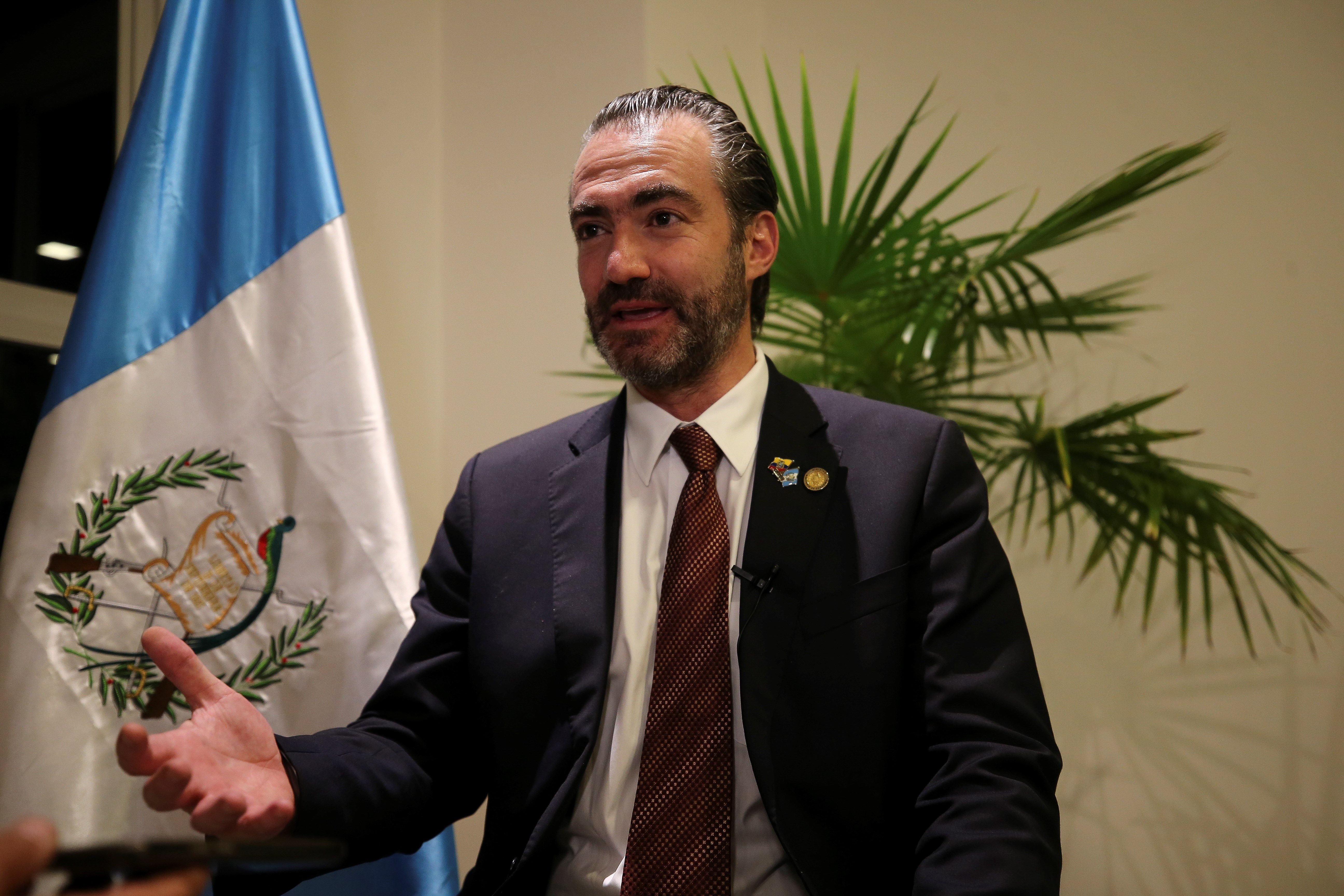 El ministro Acisclo Valladares Urruela acumula dos solicitudes de retiro de antejuicio en su contra. (Foto Prensa Libre: Hemeroteca)