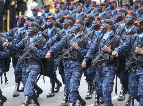 Todas las compañías del Ejército participaron durante la conmemoración por el Día del Ejército en Guatemala. Foto Prensa Libre: Esbin García