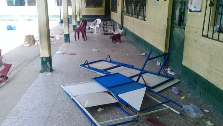 Según el Mineduc, un total de cinco escuelas resultaron con daños durante la primera vuelta de las Elecciones Generales. (Foto Prensa Libre: Hemeroteca PL)