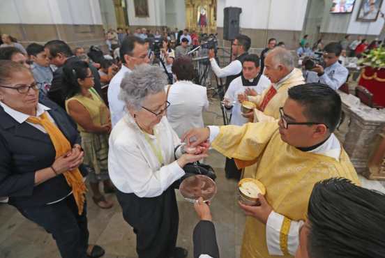 Durante la misa se hizo el llamado al perdón a las personas que hacen el mal. Foto Prensa Libre: Óscar Rivas 