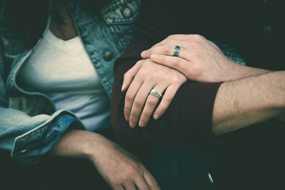 Siete temas que las parejas deben abordar para fortalecer su relación