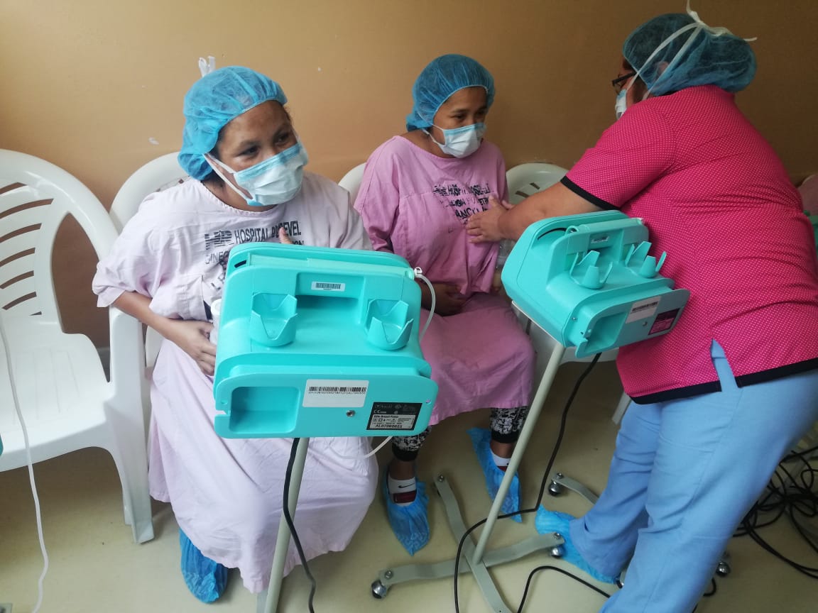 La donación de leche materna beneficia a neonatos que se encuentran internados en los hospitales. (Foto Prensa Libre: Cortesía Hospital Roosevelt)