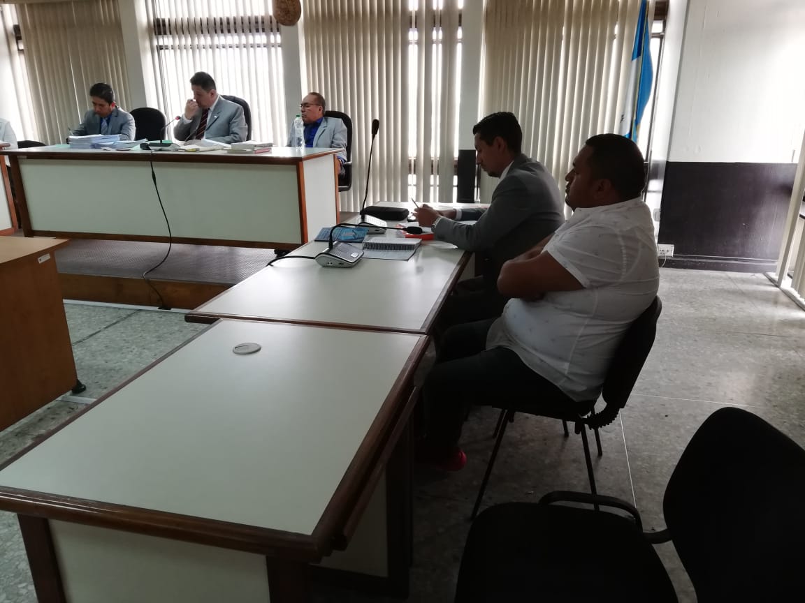 El guía turístico Ángel Rodolfo Zumba Cajamarca aceptó ser extraditado a su país de origen, Ecuador. (Foto Prensa Libre: Kenneth Monzón)