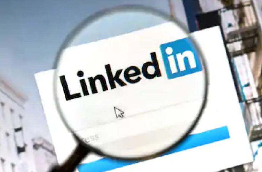 ¿Por qué LinkedIn es la red con mayor fuerza en agenda de contactos?