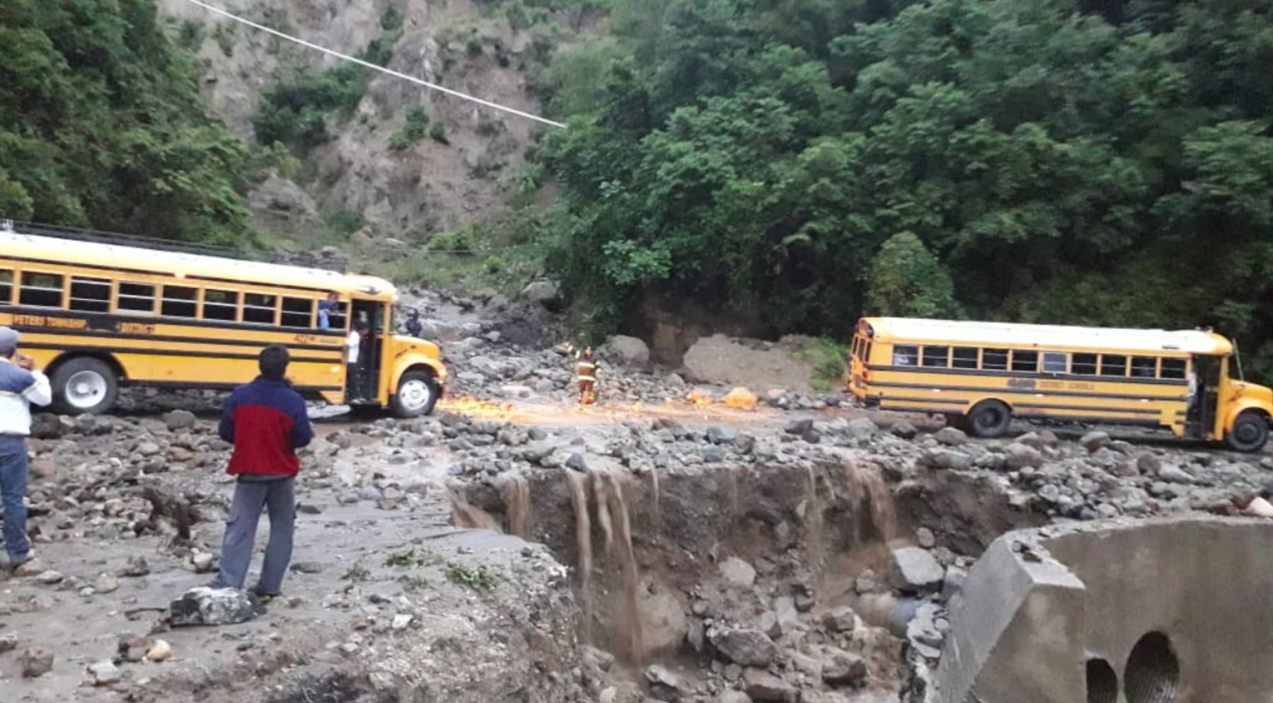 El 9 de junio de 2019 la lluvia afectó varios puntos de Sololá. (Foto Prensa Libre: Hemeroteca PL)