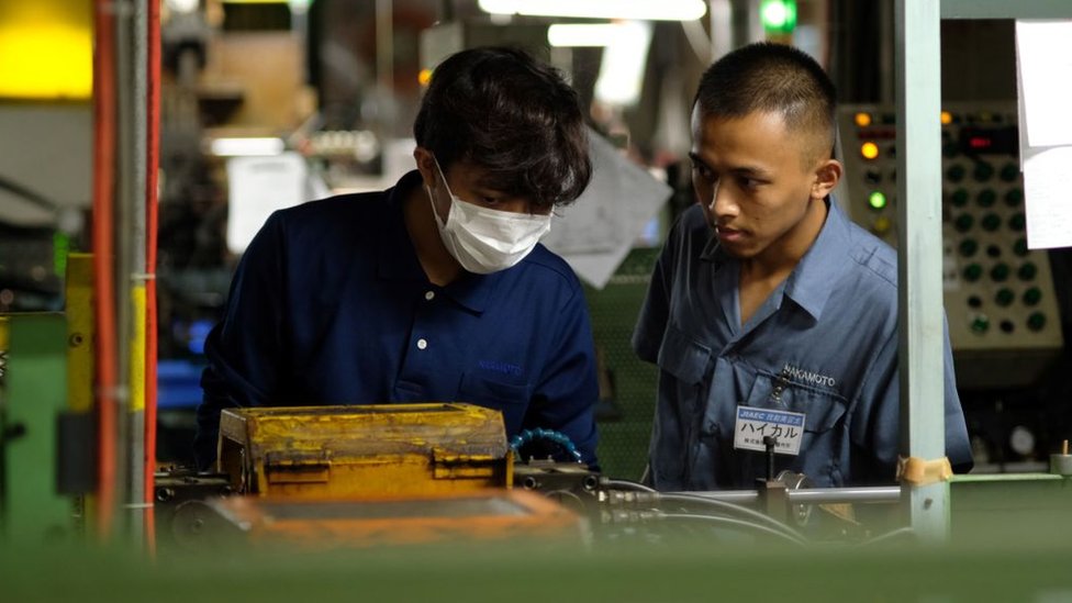 La incorporación de extranjeros a la fuerza laboral en Japón es crucial para reducir el déficit de trabajadores. Foto:Getty Images