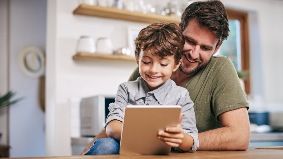 En el Reino Unido el promedio semanal de una mesada bordea US$8,8, aunque varía según la ciudad, el nivel de ingresos y la edad del niño. (Foto Prensa Libre: Getty Images)